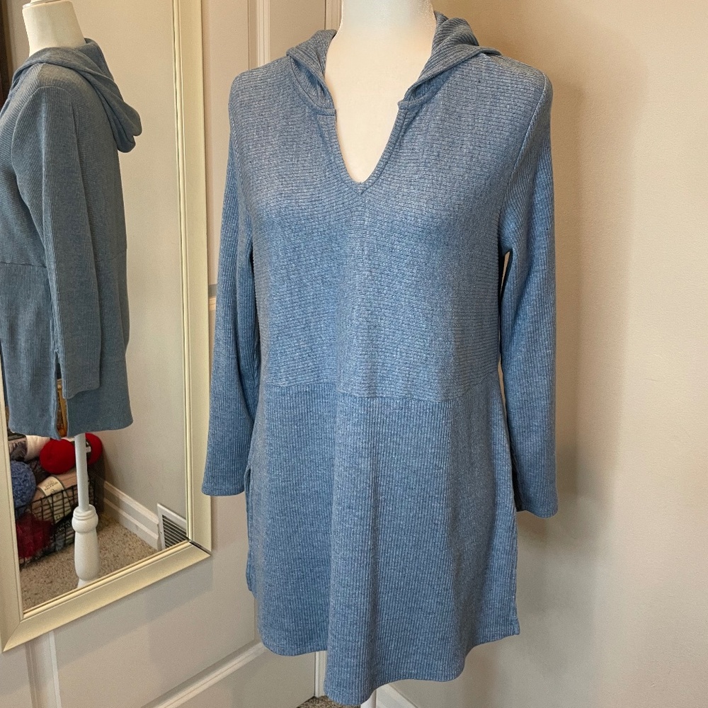 J Jill Blue Lightweight V-neck Hooded Sweater - MP